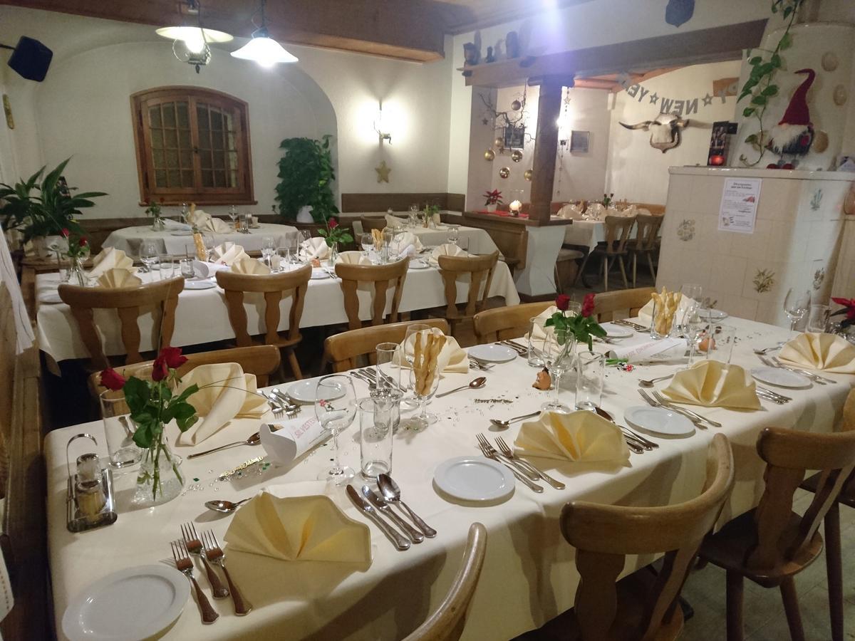 Gasthaus Zum Ochsen Neuhaus Zewnętrze zdjęcie